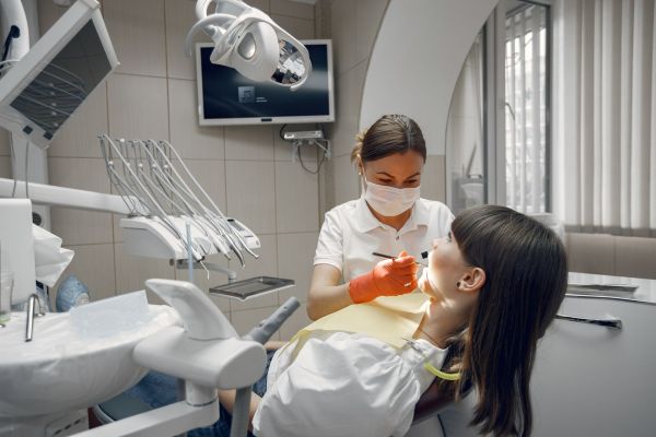 Top services proposées par une clinique dentaire à Rosemont